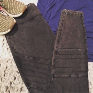 NWOT Moto Leggings